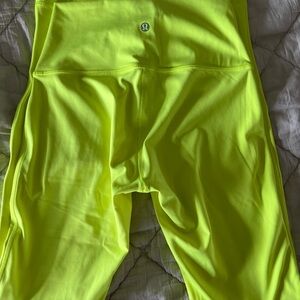 Lululemon Vibrant Lime Leggings